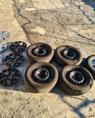 Gomme/cerchioni Opel corsa D