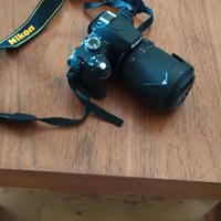 Fotocamera Nikon D3200 e obiettivo Tamron 18-200mm