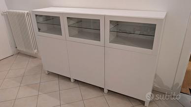 Mobile Ikea a ripiani