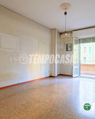 Trilocale con terrazzo e box