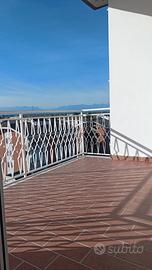Ultimo piano panoramico,ristrutturato di recente