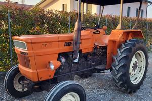 Trattore Fiat 480 per paese estero