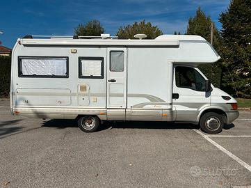 Laika Ecovip 6 - Patente C - 6 posti viaggio