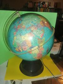 Mappamondo luminoso vintage De Agostini , 1964
