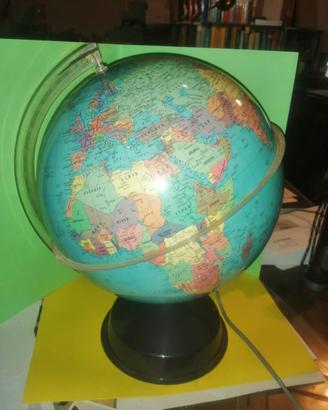 Mappamondo luminoso vintage De Agostini , 1964
