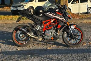 KTM DUKE 390 2023