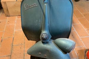Vespa Faro Basso