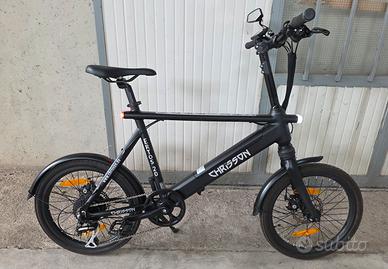 Bicicletta elettrica pedalata assistita