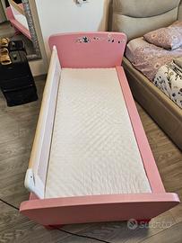 Lettino Ikea smontabile. 