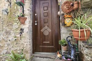 MULTILOCALE A CERIANA