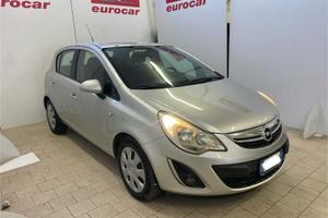 Opel Corsa 1.2 5 porte Cosmo