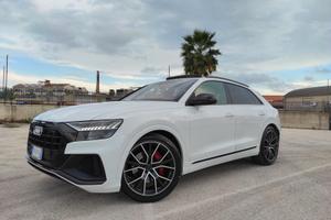 AUDI Q8 50TDI Quattro SPORT Tiptronic 144.000km