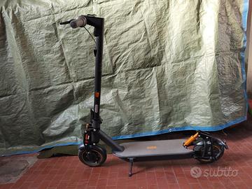 Monopattino elettrico Segway Kikscooter MAX G30E 