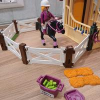 Playmobil stalla con cavallo arabo