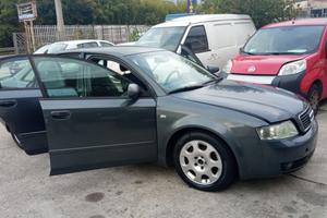 AUDI A4 UQATTRTO 1,8 TURBO