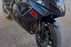 suzuki gsx-r 750 k6