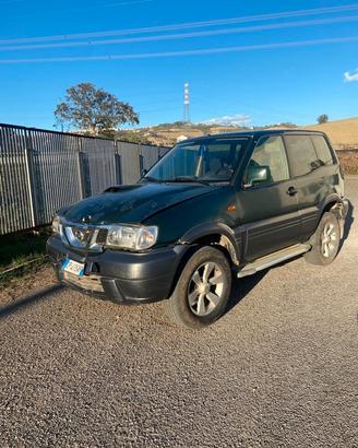 Disponibili ricambi Nissan Terrano II 3.0 Tdi.