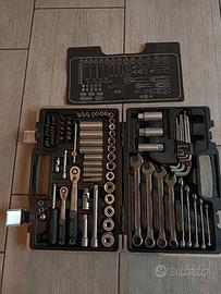 valigia con set attrezzi chiavi pollici harley