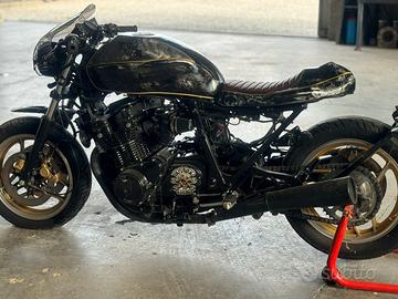 Cafe tacer Suzuki 1100