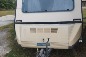 Caravan- Furgone finestrato Adria