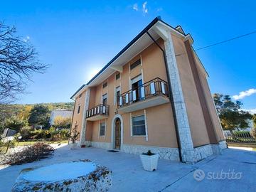 Contrada Foce - Villa singola con ampio giardino