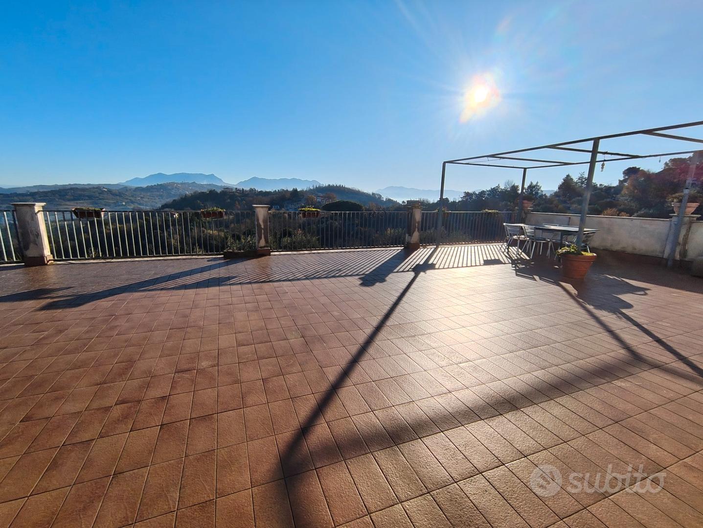 Tenuta panoramica con due abitazioni e terreno - Vista 5