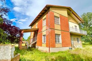 4 LOCALI A CALDERARA DI RENO