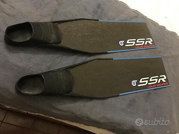 Pinne da apnea in carbonio ssr su pathos 36/38