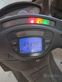 Scooter piaggio x9