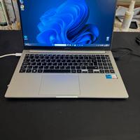 Notebook Samsung i5/11th gen/8gb/ ssd/m2 da 256gb