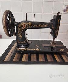 MACCHINA DA CUCIRE SINGER F579009
