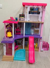 Casa dei sogni di barbi