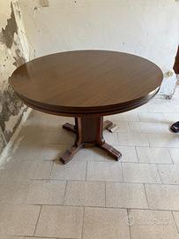 Tavolo rotondo allungabile in legno