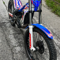 Beta evo 125 factory targato