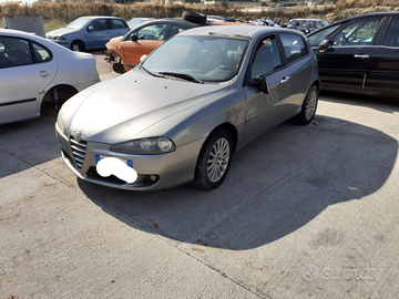 Alfa 147 1.9 jtd 150 cv 2004 ricambi