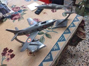 N.2 AEREI  DA SCRIVANIA ALLUMINIO 