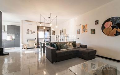 OLGIATE OLONA - TRILOCALE CON DOPPI SERVIZI