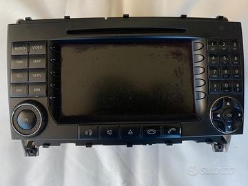 Navigatore e stereo per clk