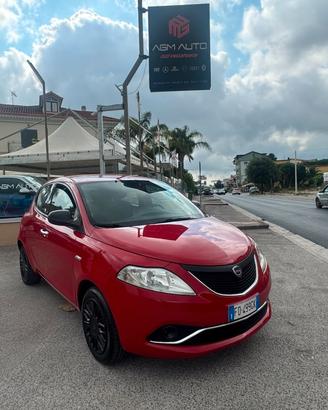 Lancia Ypsilon 1.2 69 CV 5 porte GPL Ecochic Gold