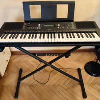 Tastiera  YAMAHA  PSR-E73
