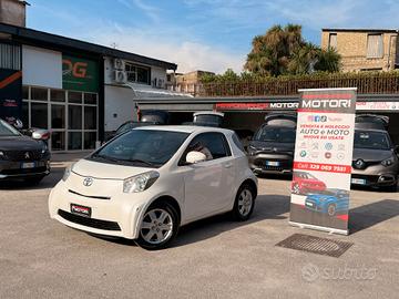 Toyota iQ 1.0