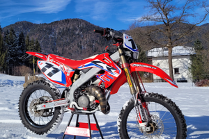 Hm cre 50 (85) six competition