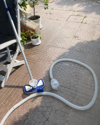 Aspiratore piscina intex