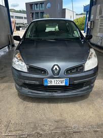 RENAULT Clio 1.5 Diesel