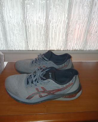 Scarpe da runnig "ASICS GEL CUMULUS" taglia 41,5