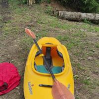 Kayak con remo e copertura