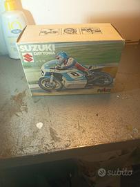 modellino moto Suzuki Daytona 