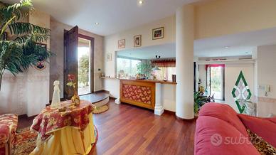 VILLA A SCHIERA IN VIA SANDRO BOTTICELLI, 50 SAN B