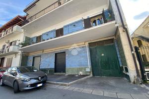 MONOLOCALE A GRUMO NEVANO