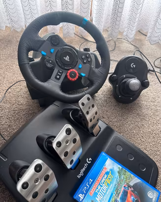 Volante con cambio incluso per PlayStation